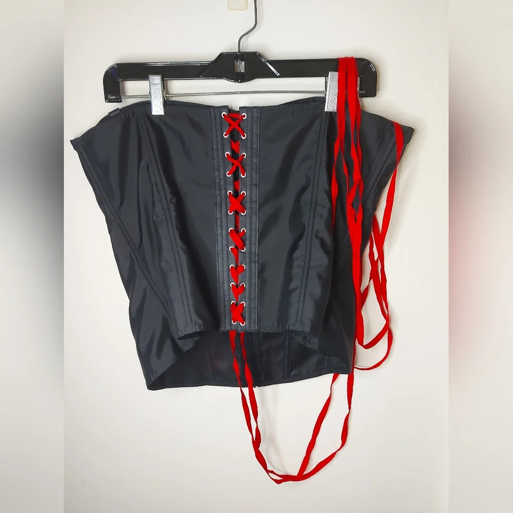 Addition Elle Black Corset With Red Ribbon - Picture 4 of 8